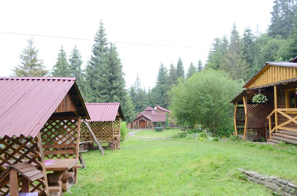 Zarinok Hotel Pilipets Exterior photo