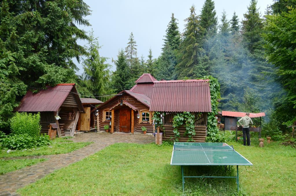 Zarinok Hotel Pilipets Exterior photo