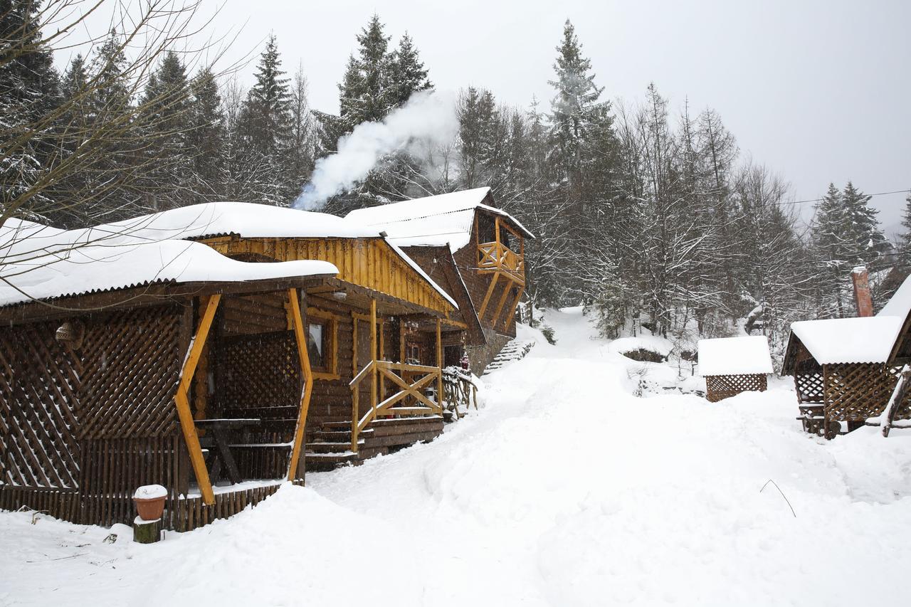 Zarinok Hotel Pilipets Exterior photo